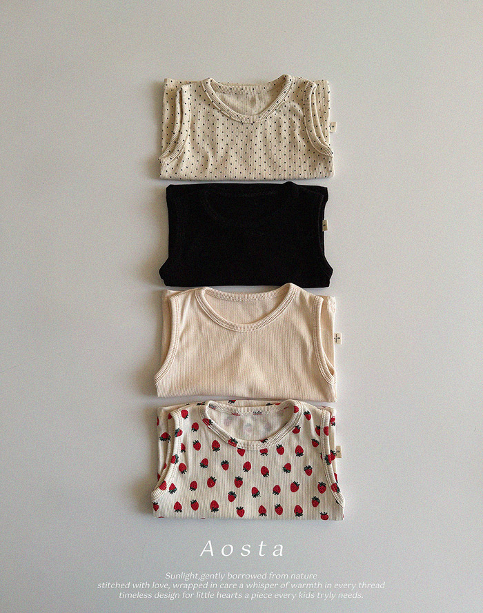 SS Lip Sleeveless T