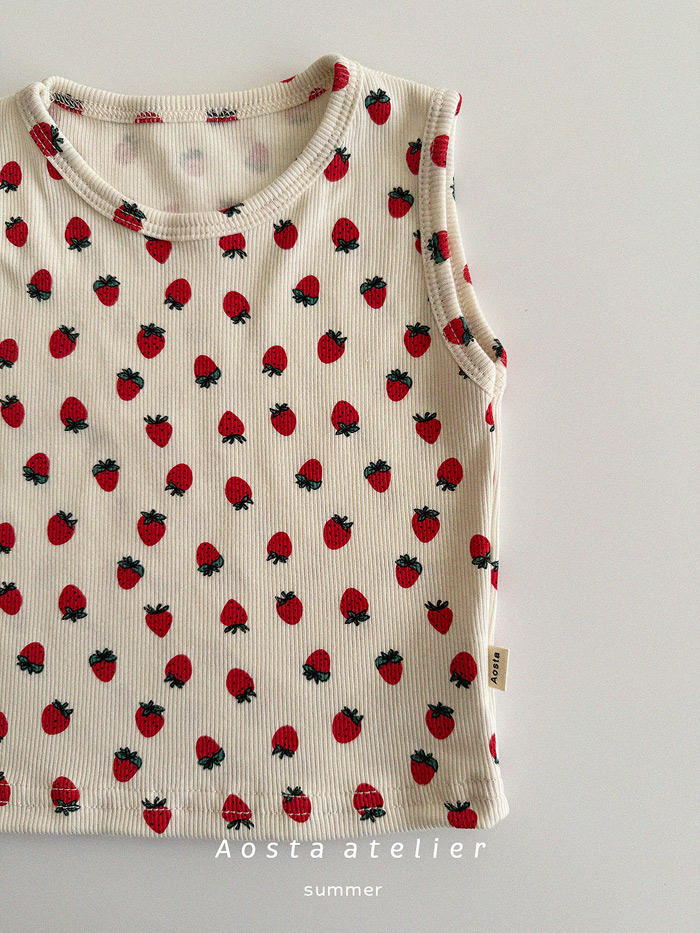 SS Lip Sleeveless T