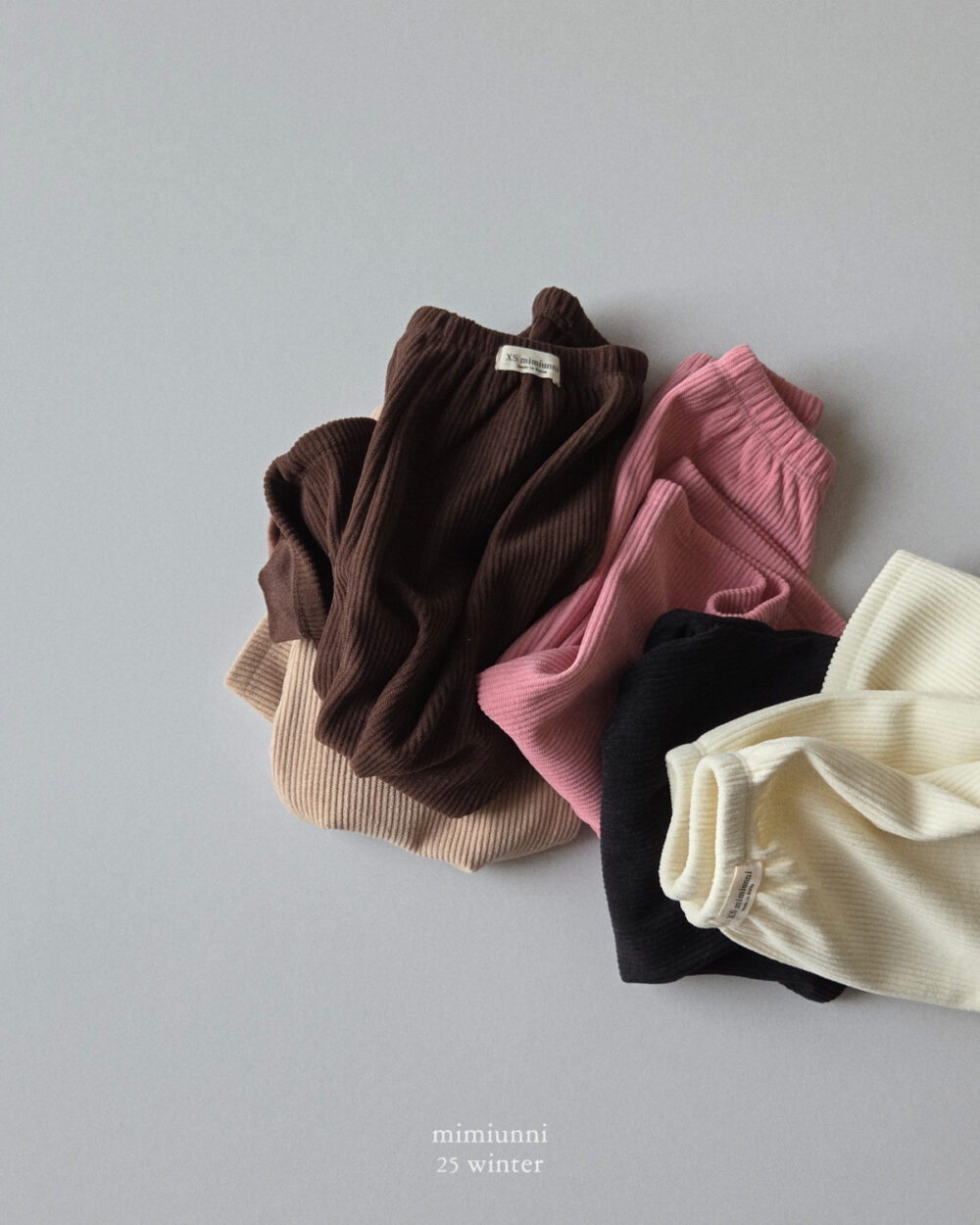 25WIN 羅紋休閒寬褲 任兩件折NT.50