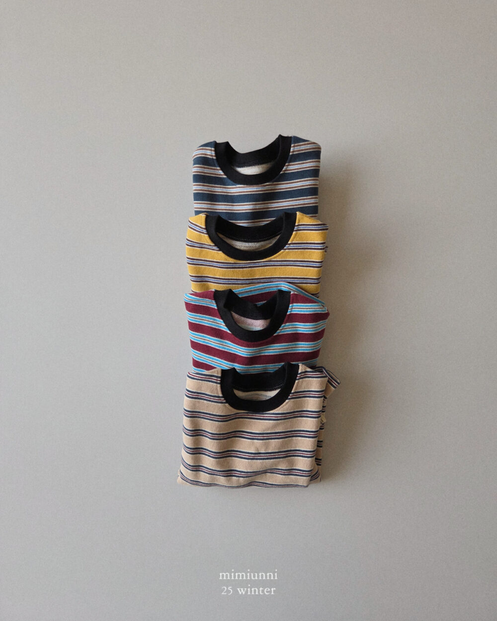 25WIN 條紋長袖上衣 任兩件折NT.50