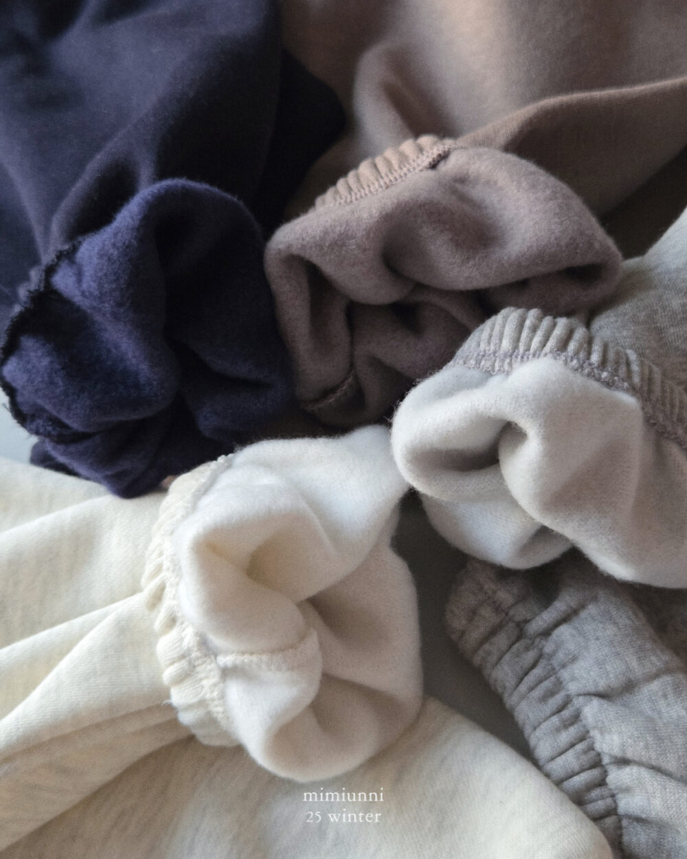 25WIN 百搭款冬季棉褲 任兩件折NT.50