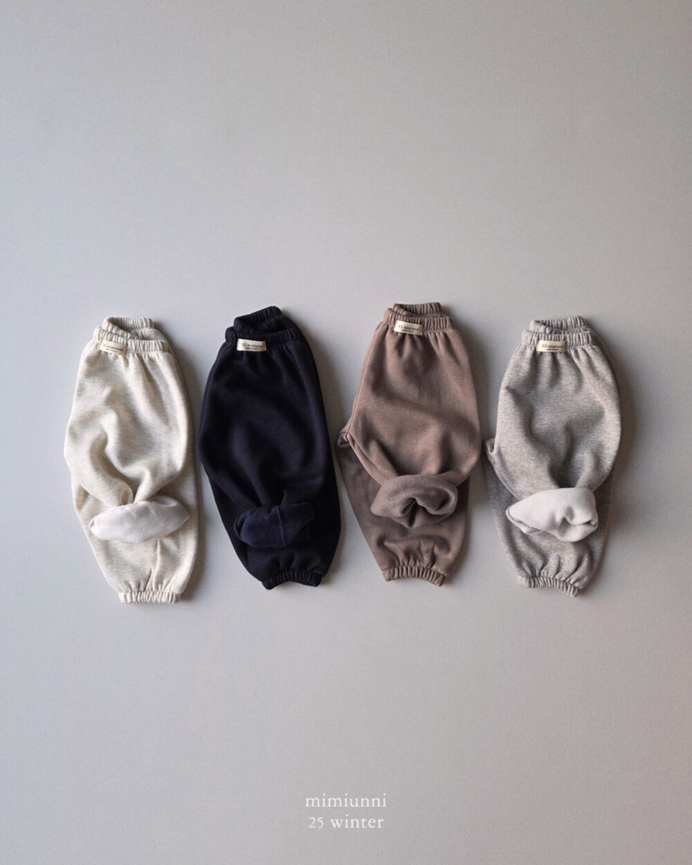 25WIN 百搭款冬季棉褲 任兩件折NT.50