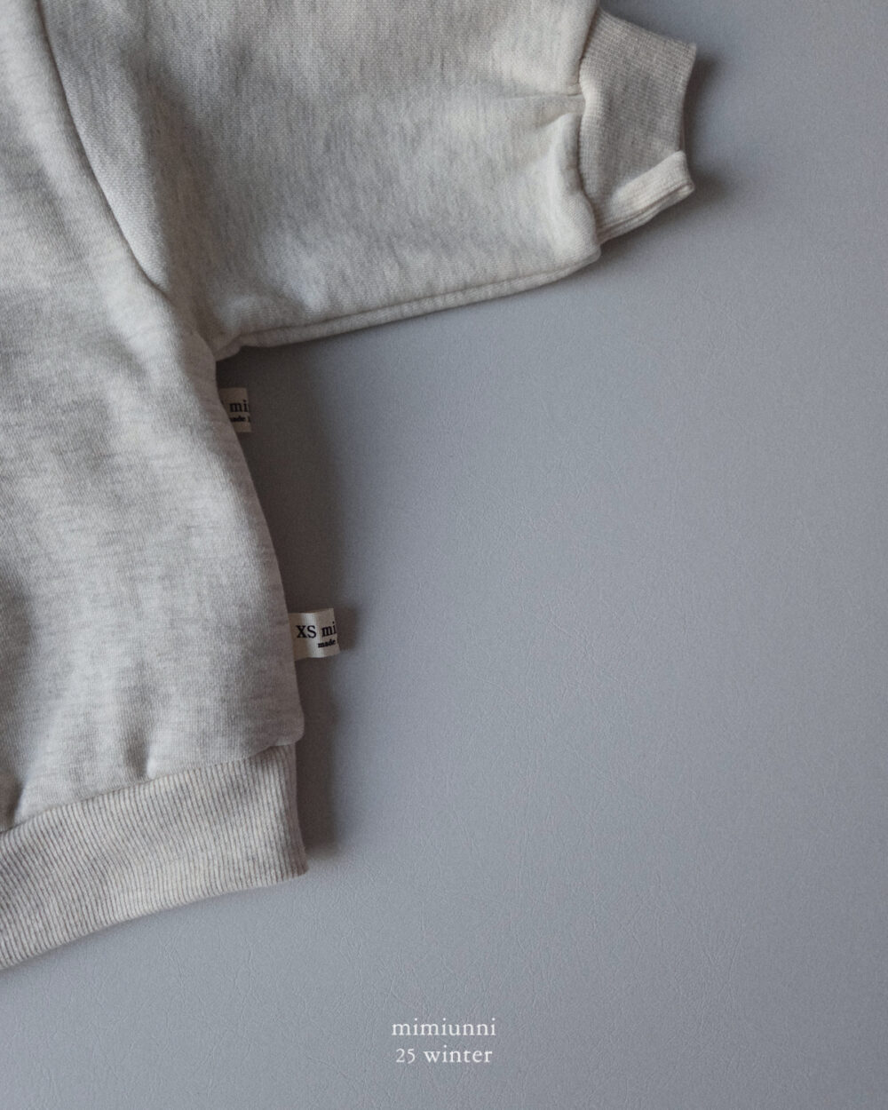 25WIN 基本款大學T 任兩件折NT.50