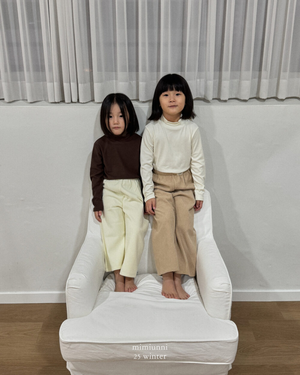 웜목폴라 (29) 25WIN 小立領長袖上衣 任兩件折NT.50